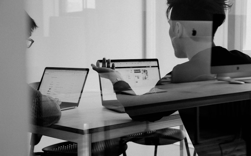 Content cluster strategy diagram for what is AEO implementation