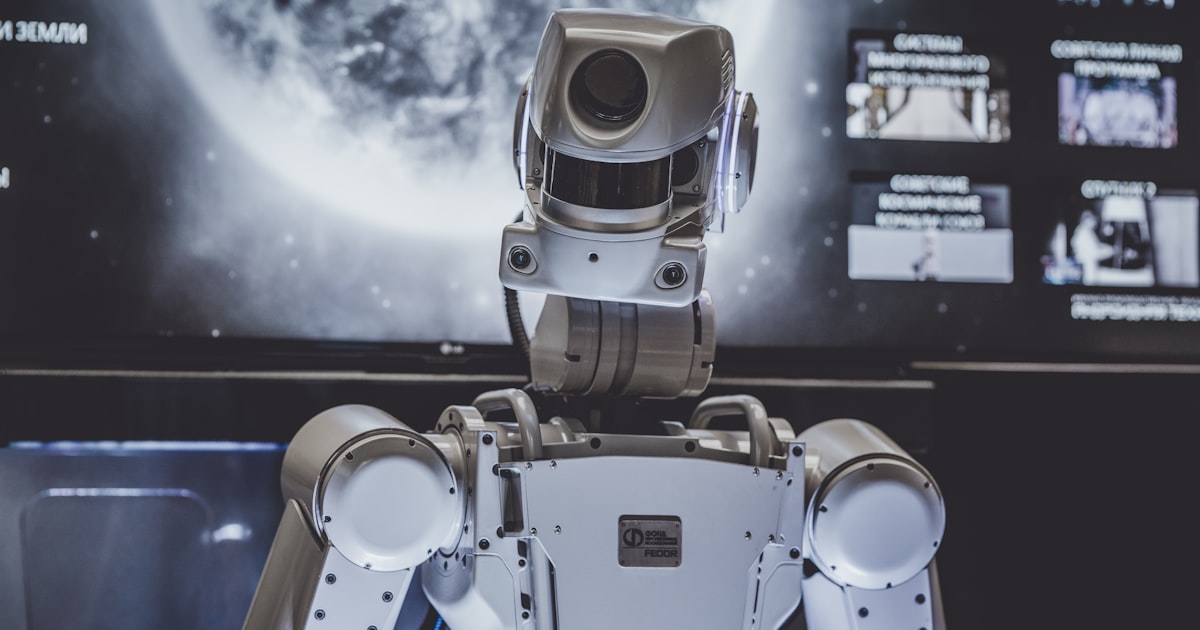 OpenClaw Ultron vs datavessel: Two Paths to AI Business Intelligence